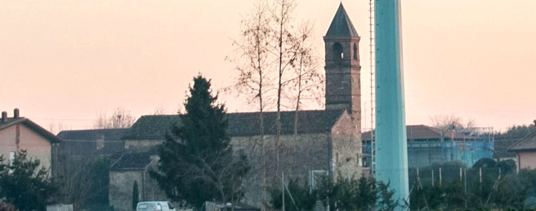 Il Consiglio di Stato ha annullato l’autorizzazione all’installazione dell’antenna vicina alla chiesa di Pozzoveggiani